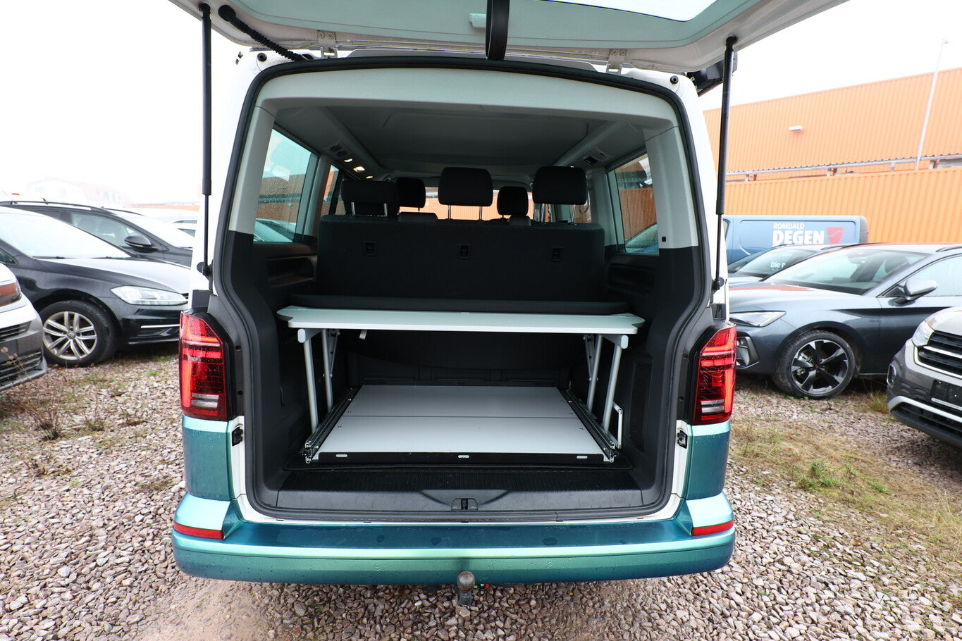 Volkswagen T6.1 California TDI 150 DSG 4M Beach C. StHz AHK 99122923 10