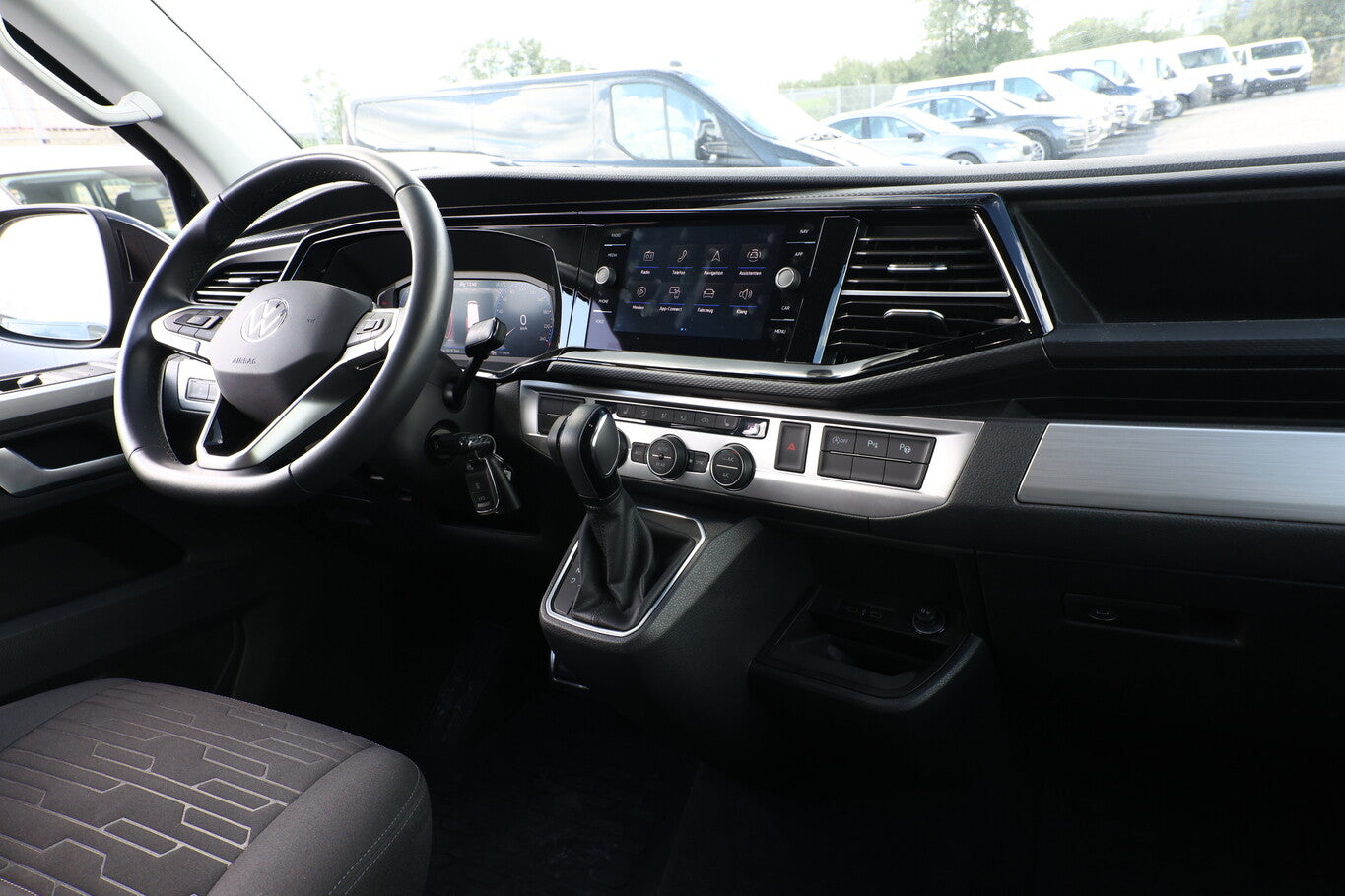 Volkswagen T6.1 Multivan 2.0 TDI 204 DSG 4M Comfortline 7-S 134757136 8