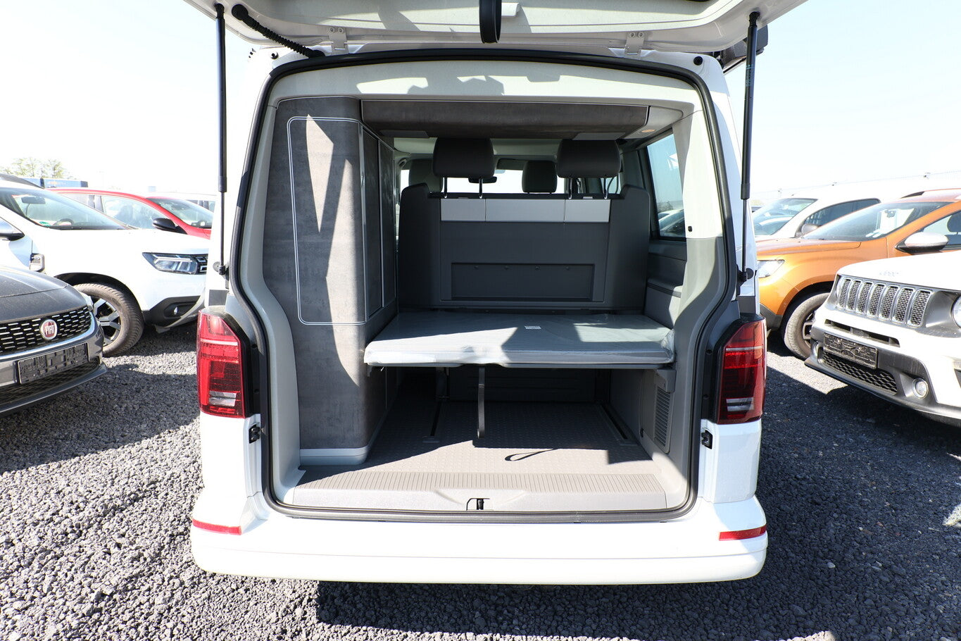 Volkswagen T6.1 2.0 TDI 150 DSG California Ocean LED ACC  170716737 10