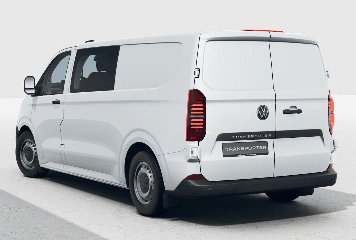 Volkswagen T7 Transporter Plus TDI 110 L2 LED SHZ TEMP 6-S 112666195 2