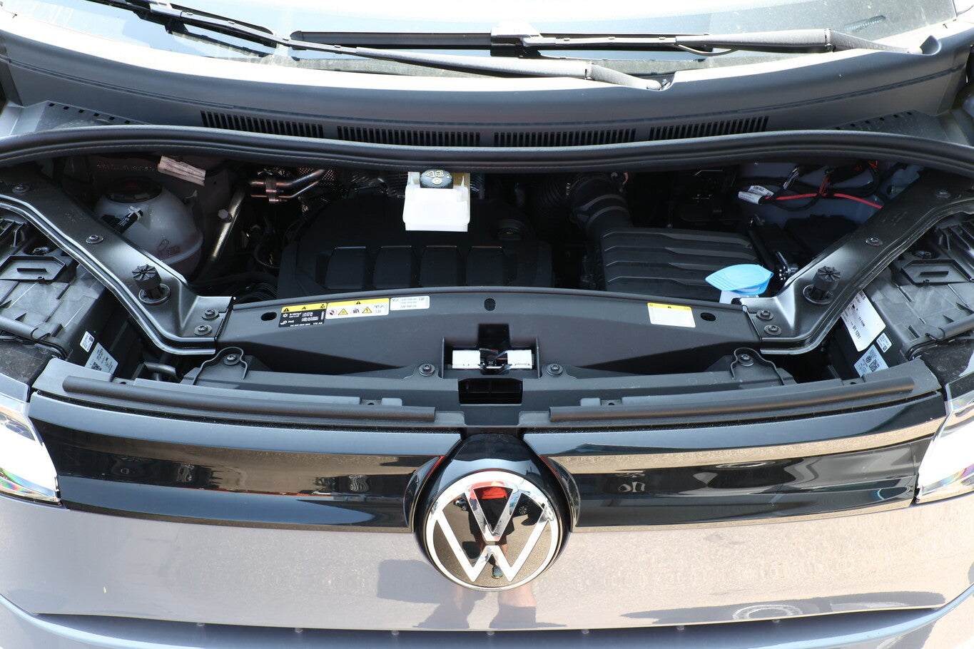 Volkswagen T7 California DSG Coast StHz Markis Keyl Kam ACC 102079067 11