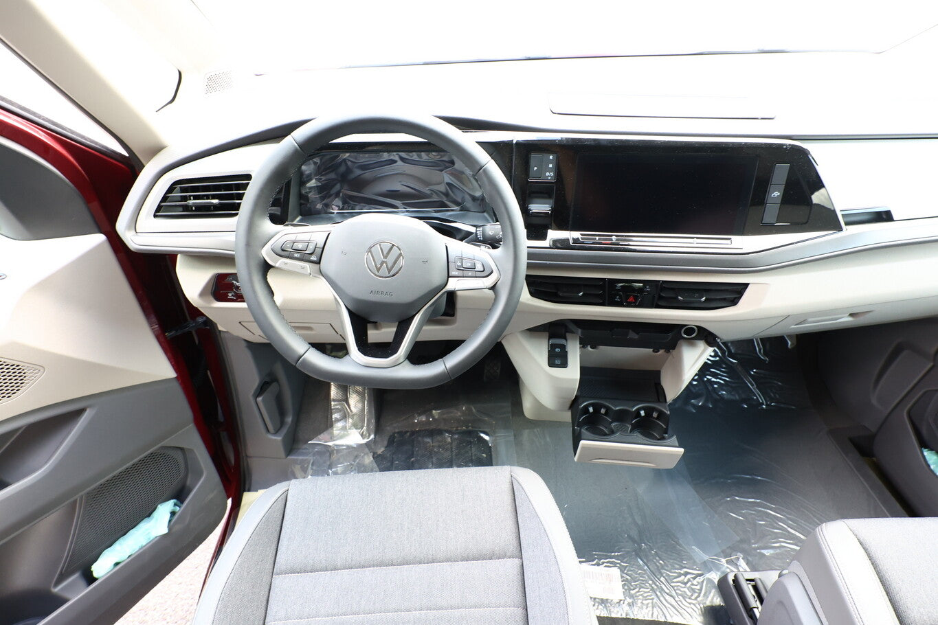Volkswagen T7 California TDI 150 DSG Coast StHz 3ZClim Nav 102079123 5