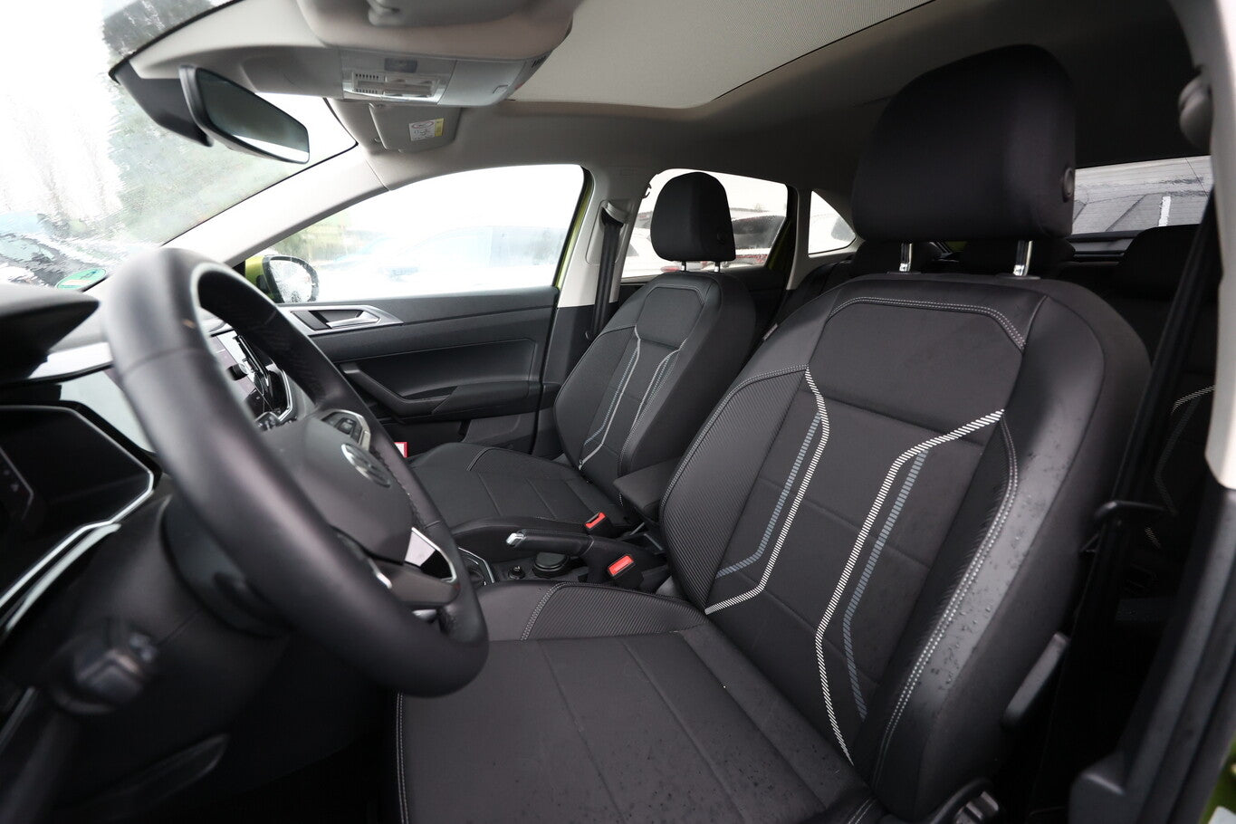 Volkswagen Taigo 1.5 TSI 150 DSG Style Matrix Pano AHK Nav 144138111 5