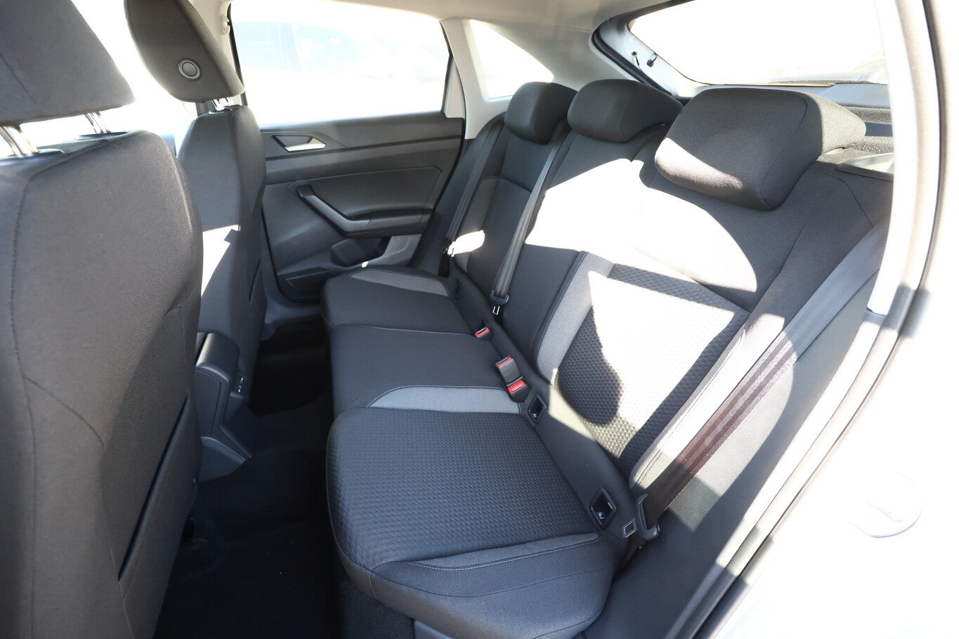 Volkswagen Taigo TSI115 IQMatrix Ready2D 2ZClim Kam Keyless 91029549 9