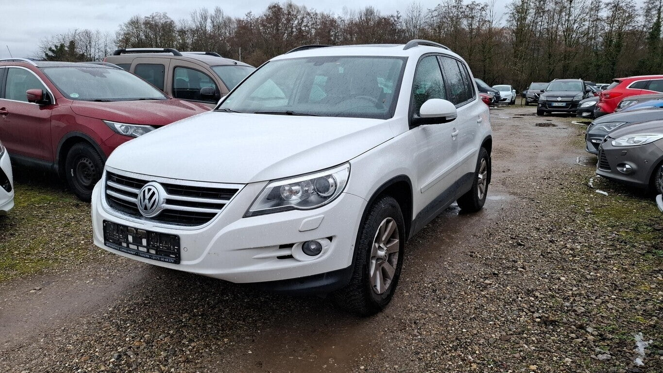 Volkswagen Tiguan 2.0 TSI DSG 4M Xen Panon AHK PDC SHZ GRA 148717091 0