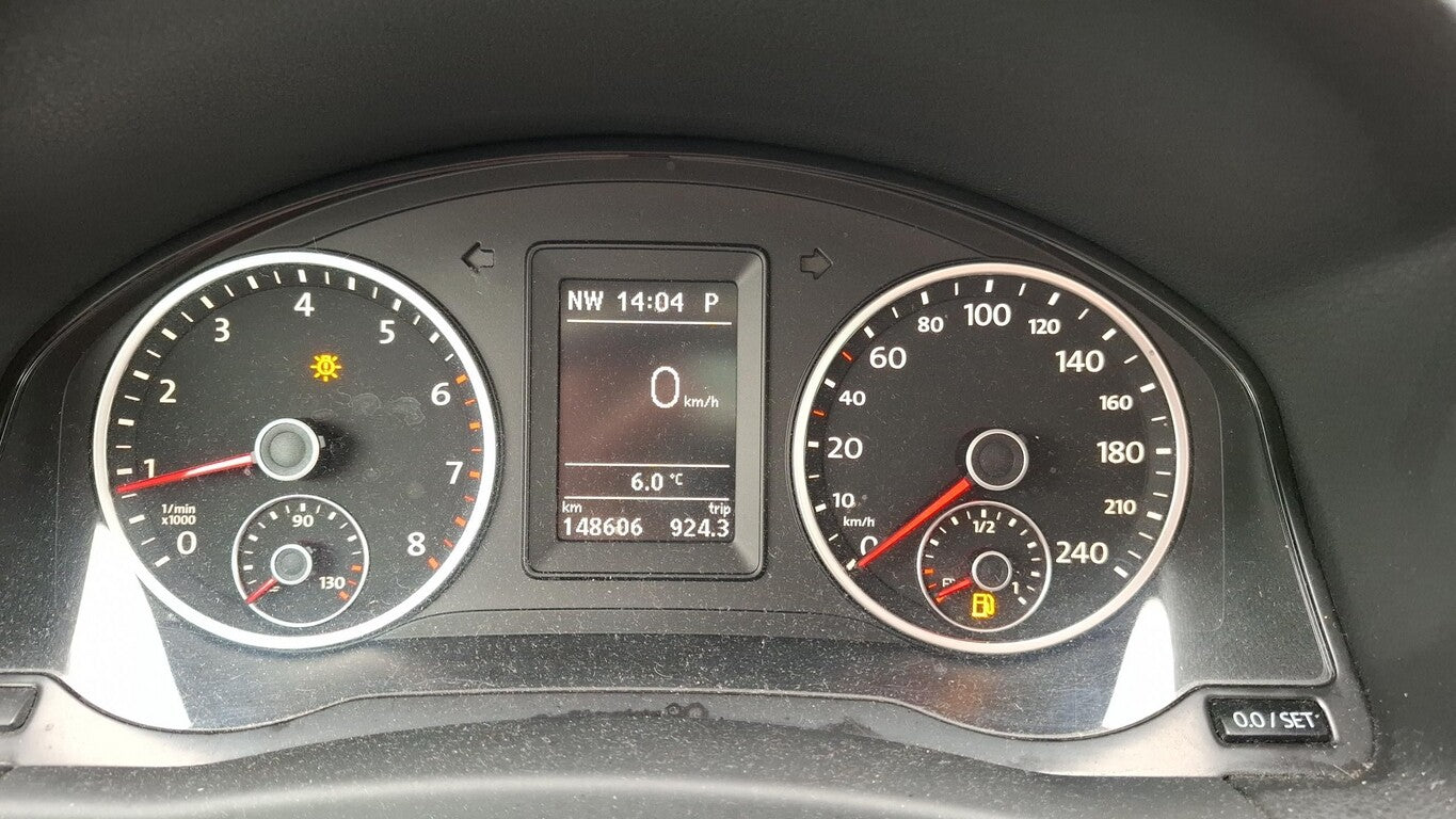Volkswagen Tiguan 2.0 TSI DSG 4M Xen Panon AHK PDC SHZ GRA 148717091 5