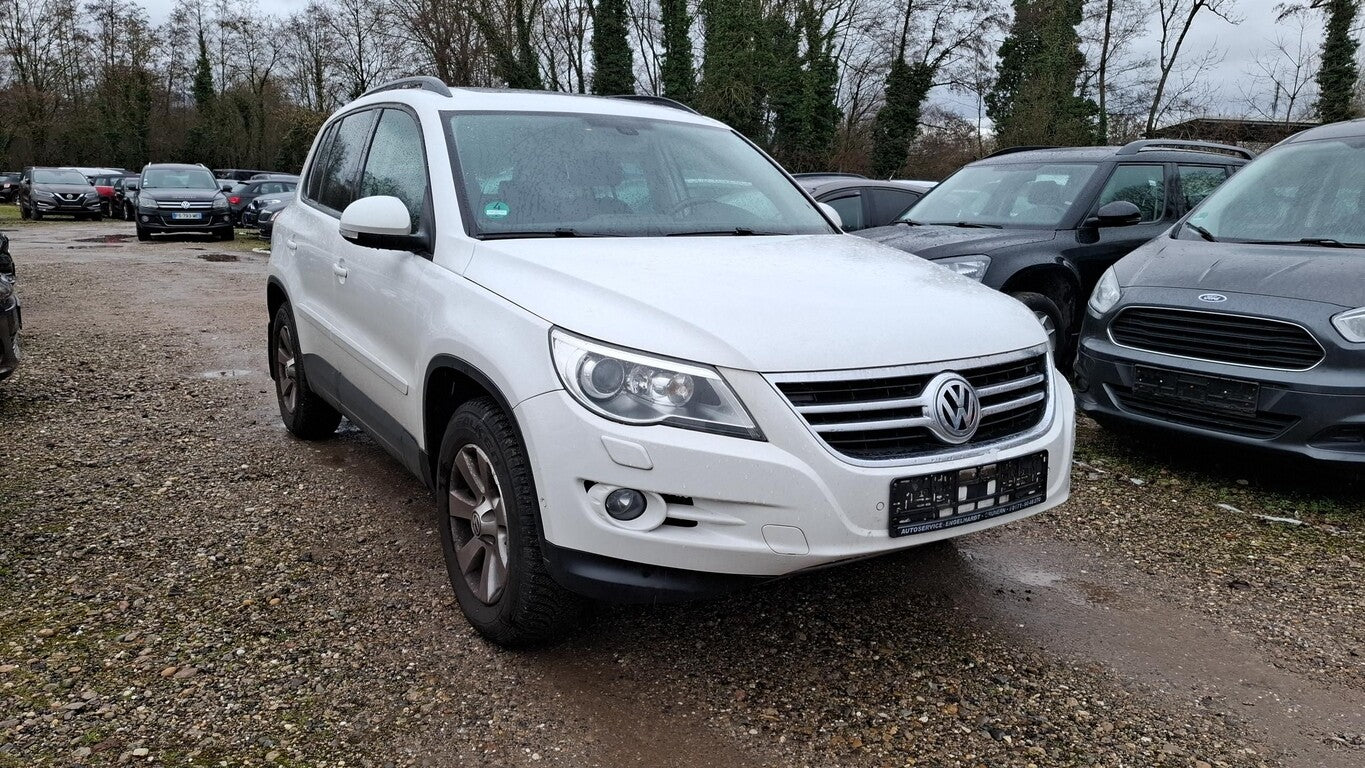 Volkswagen Tiguan 2.0 TSI DSG 4M Xen Panon AHK PDC SHZ GRA 148717091 1