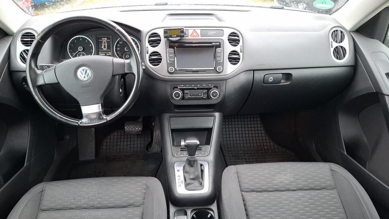 Volkswagen Tiguan 2.0 TSI DSG 4M Xen Panon AHK PDC SHZ GRA 148717091 4