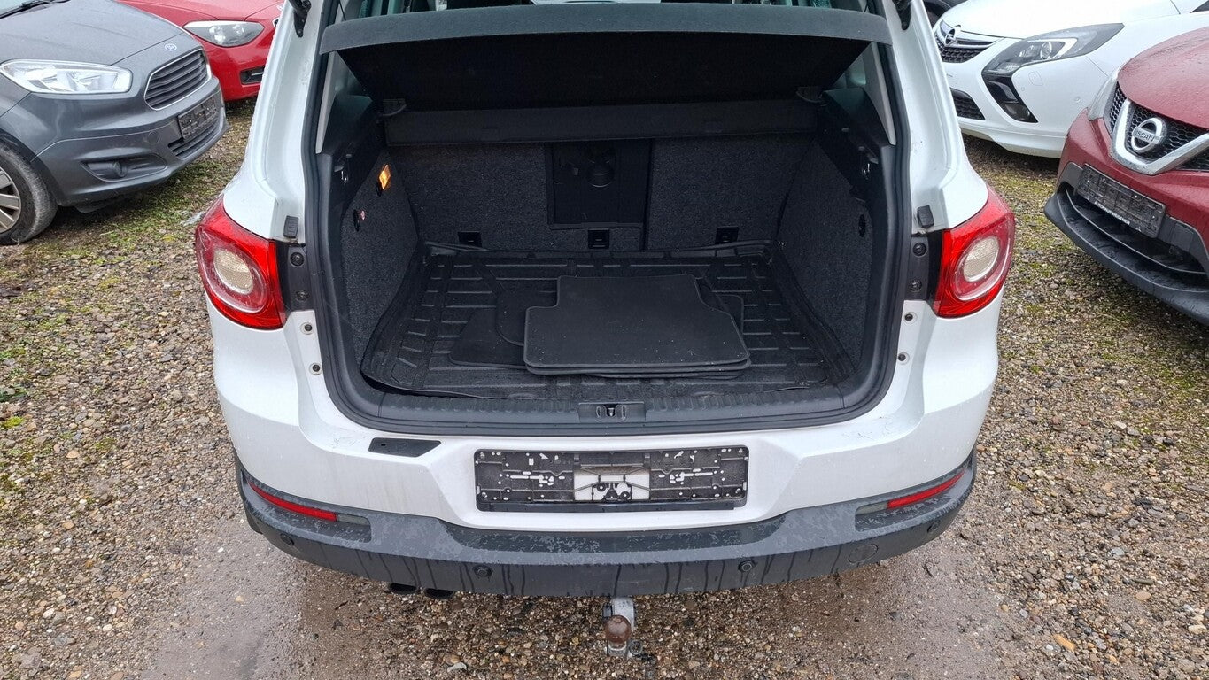 Volkswagen Tiguan 2.0 TSI DSG 4M Xen Panon AHK PDC SHZ GRA 148717091 9