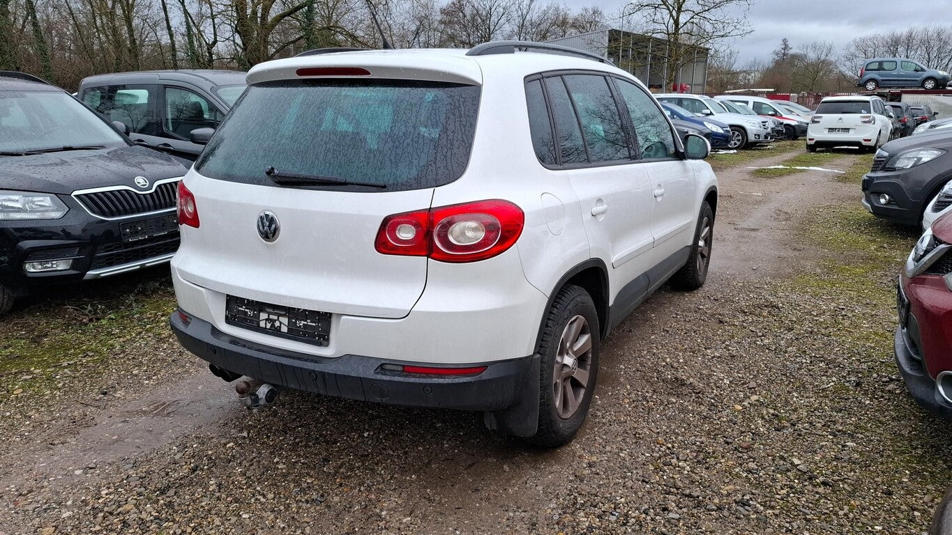 Volkswagen Tiguan 2.0 TSI DSG 4M Xen Panon AHK PDC SHZ GRA 148717091 2