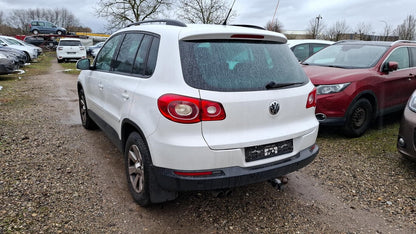 Volkswagen Tiguan 2.0 TSI DSG 4M Xen Panon AHK PDC SHZ GRA 148717091 3