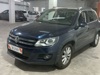 Frontal izquierda