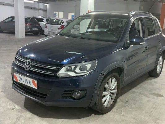 Frontal izquierda