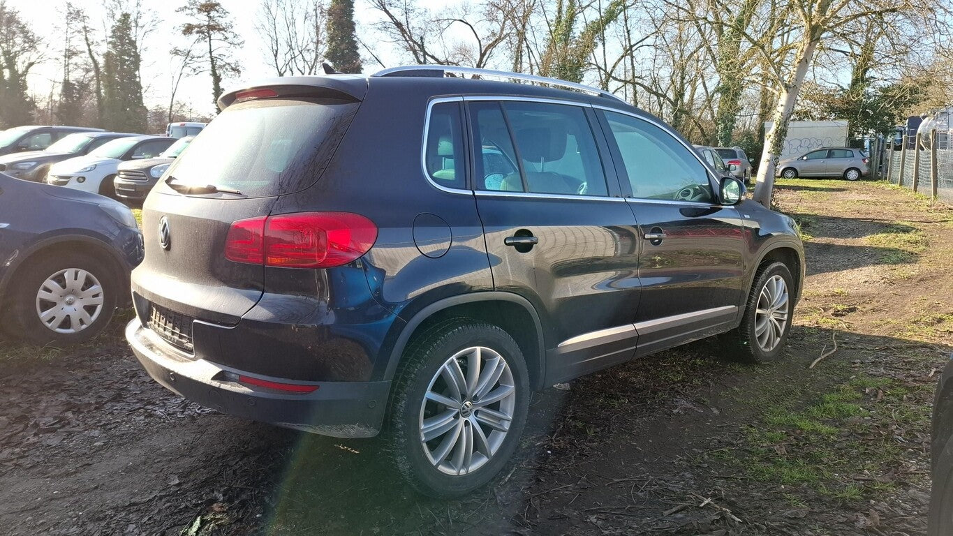 Volkswagen Tiguan 2.0 TDI 4M Cup Sport&Style Pano AHK Nav  157936480 2
