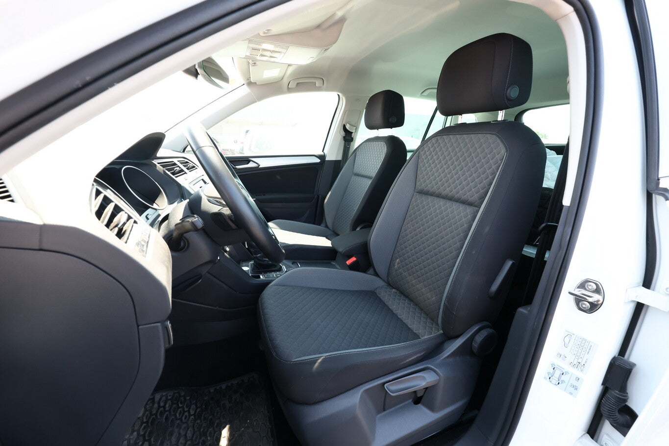Volkswagen Tiguan 2.0 TDI 150 DSG 4M Comfortline AHK Nav  127567337 5