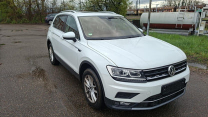 Volkswagen Tiguan 2.0 TSI DSG 4M Highline Pano Nav ACC Keyl 168122468 1