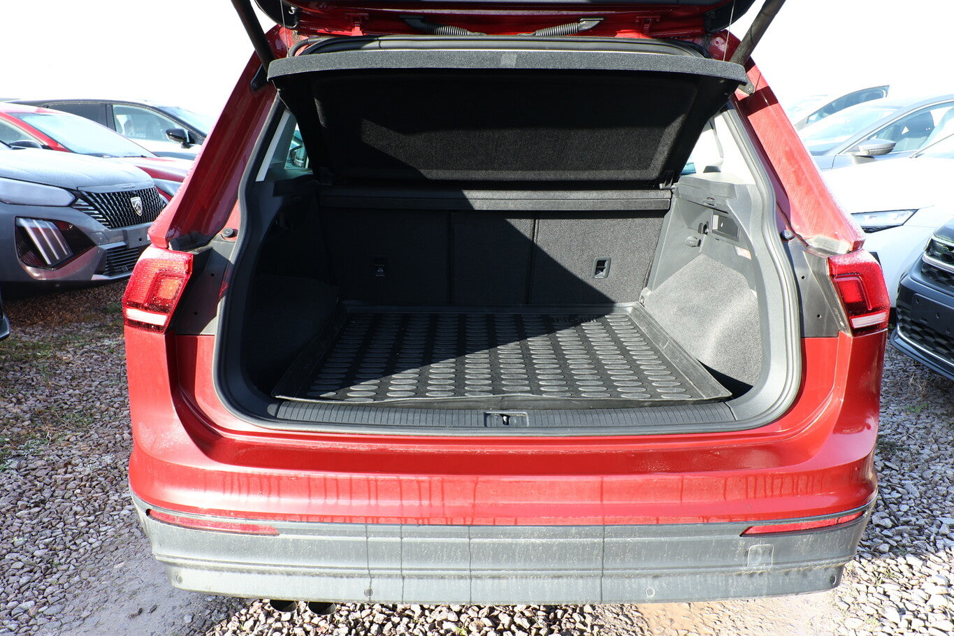 Volkswagen Tiguan 2.0 TDI 190 DSG 4M Sound NavPro EasyO 18Z 103519960 10