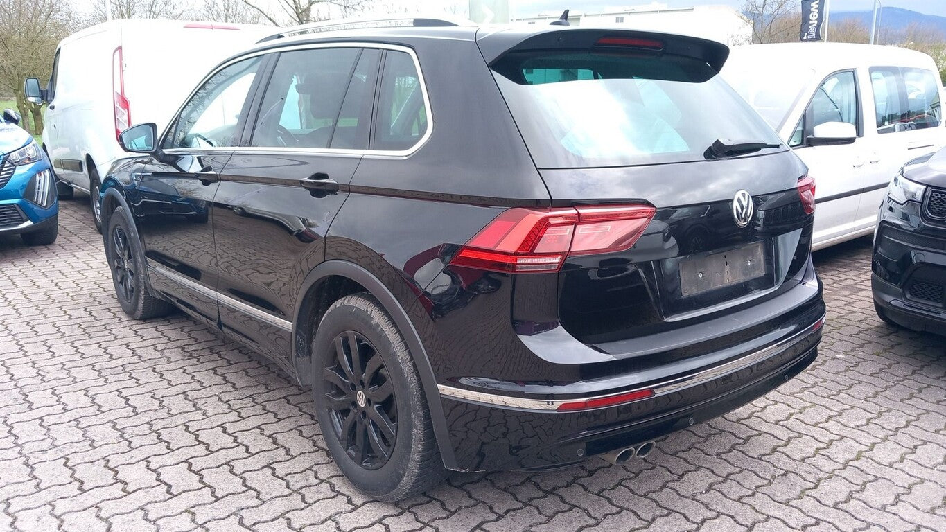 Volkswagen Tiguan 2.0 TDI 150 Highline LED PDC ACC SHZ 19Z  167447098 3