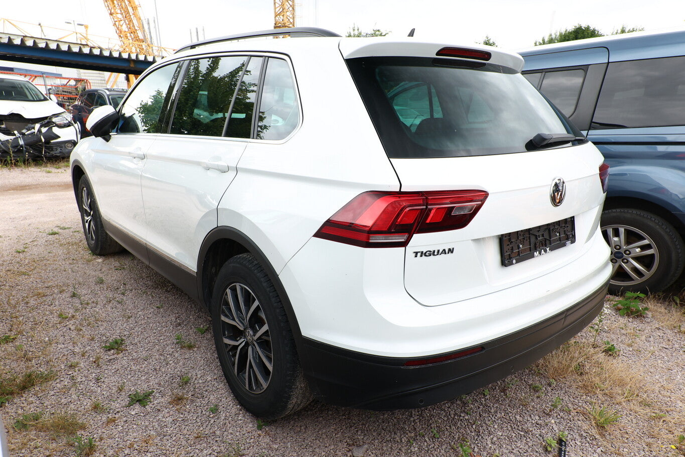Volkswagen Tiguan 2.0 TDI 150 Comfortline Nav ACC HUD AHK 128496101 3