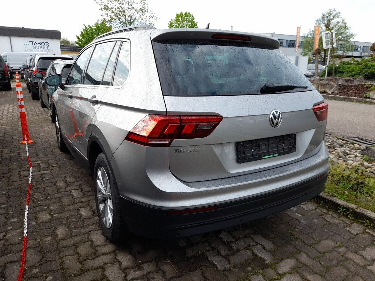 Volkswagen Tiguan 1.5 TSI 150 DSG Comfortline LED KeyL eHk 121240794 3