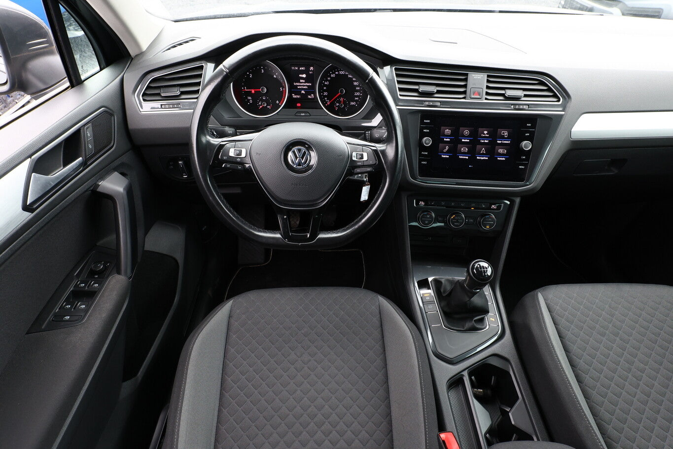 Volkswagen Tiguan 2.0 TDI 150 Comfortline Nav PDC ACC SHZ 149778585 6