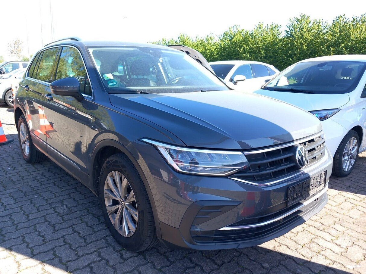 Volkswagen Tiguan 1.5 TSI 150 DSG LED PDC ACC SHZ AppCo 17Z 171693454 1