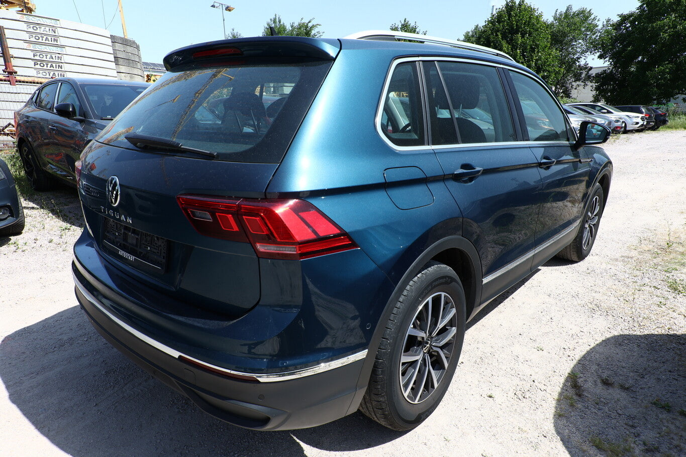 Volkswagen Tiguan 1.5 TSI 150 Life Pano AHK ParkAs AppC SHZ 122887116 2