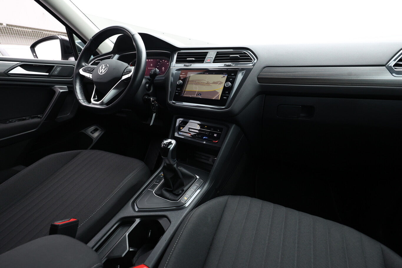 Volkswagen Tiguan Allspace 1.5 TSI 150 7-S LED Nav AppCo 145900703 8
