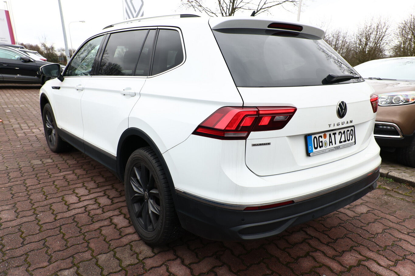 Volkswagen Tiguan Allspace 2.0 TDI 150 Life Kam SHZ Spiegel 81857283 3