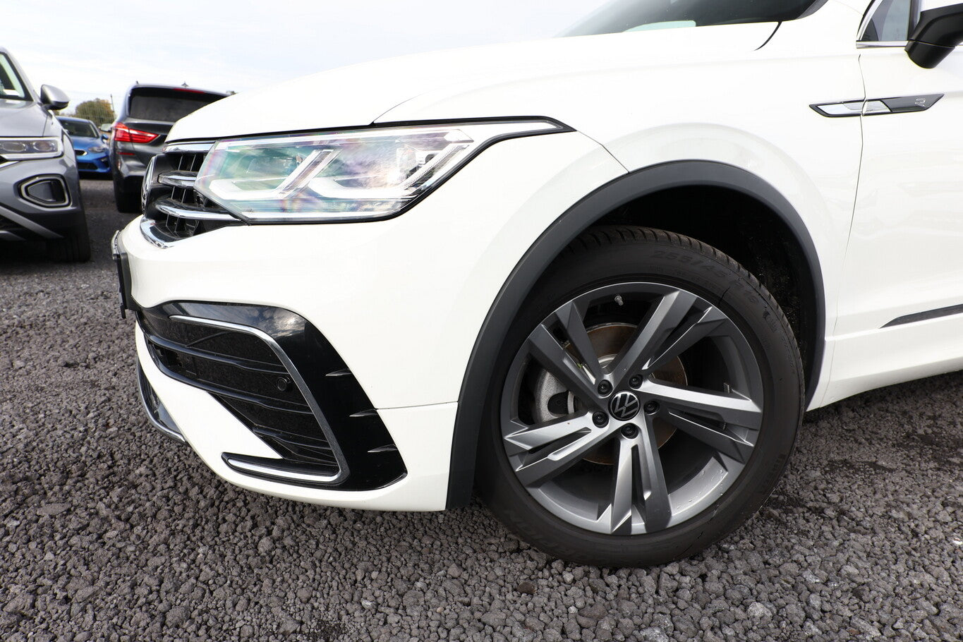 Volkswagen Tiguan Allspace 2.0 TDI 150 DSG R-Line LED+ 7-S 95838174 4