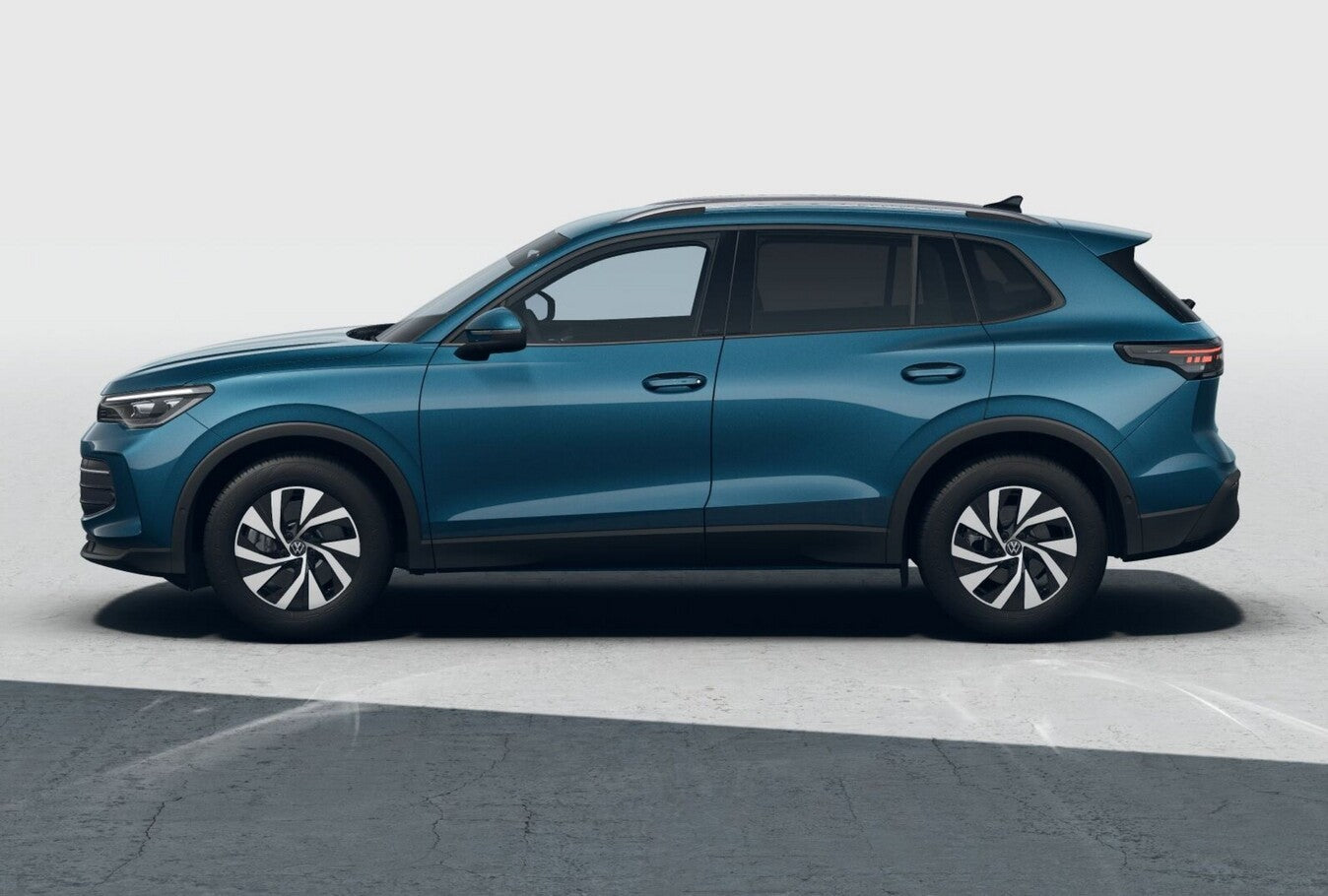 Volkswagen Tiguan TDI 150 DSG LED+ ParkA Keyl SHZ Kam 5JGar 115201846 1