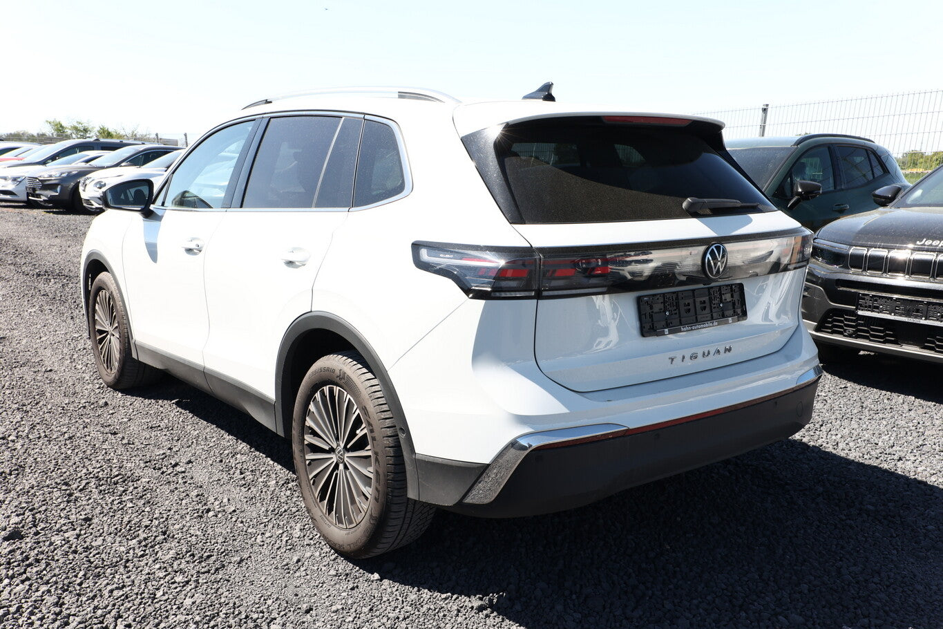 Volkswagen Tiguan 2.0 TDI 150 DSG Elegance LED Nav ACC AHK 170779806 3
