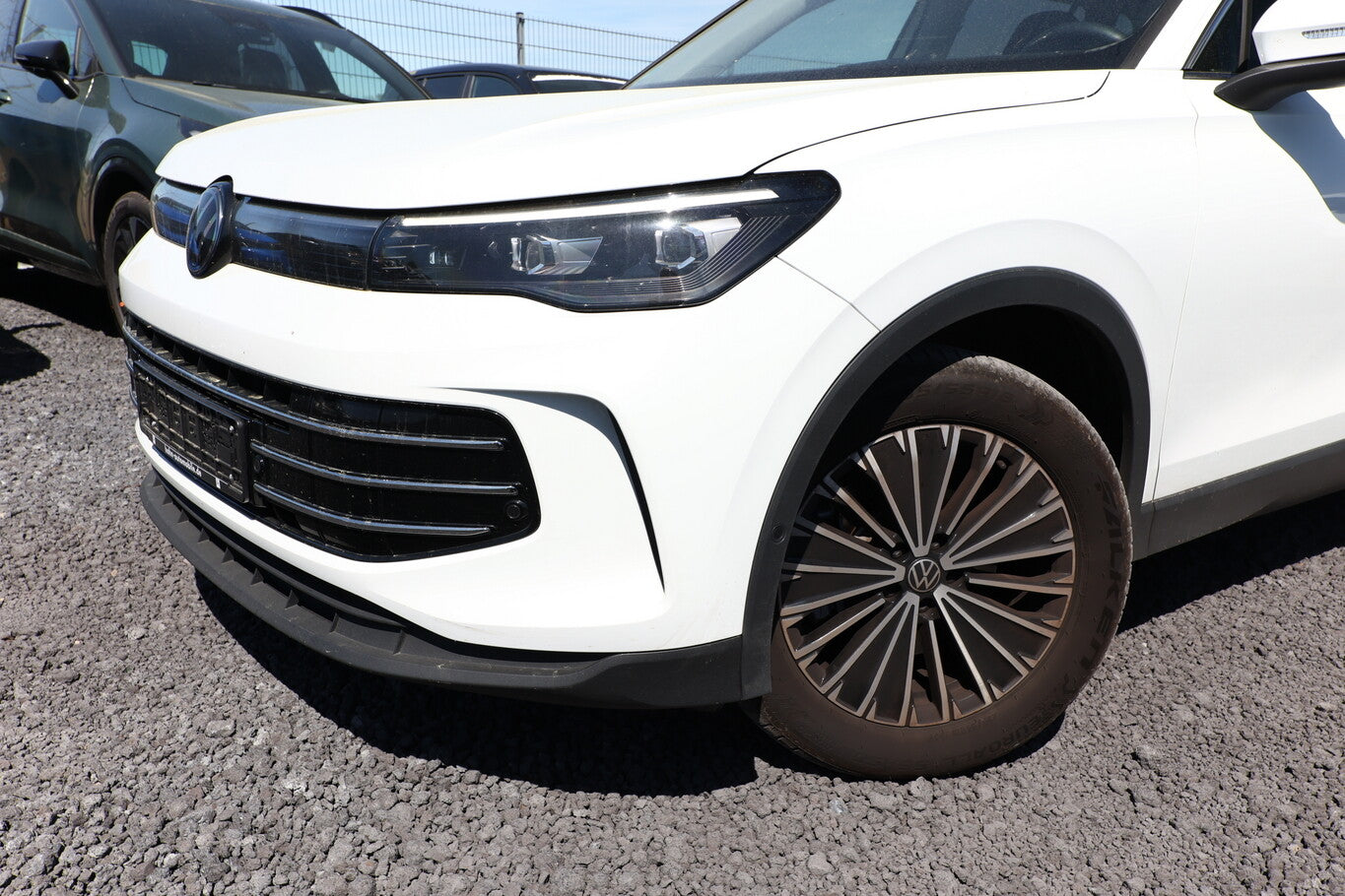 Volkswagen Tiguan 2.0 TDI 150 DSG Elegance LED Nav ACC AHK 170779806 4