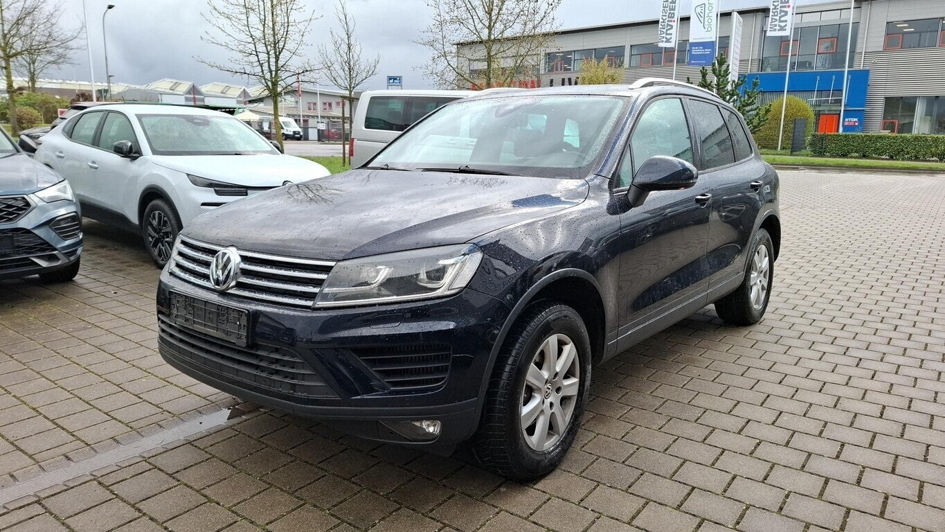 Volkswagen Touareg 3.0 V6 TDI Terrain Tech Pano Navi R-Line 167705849 0