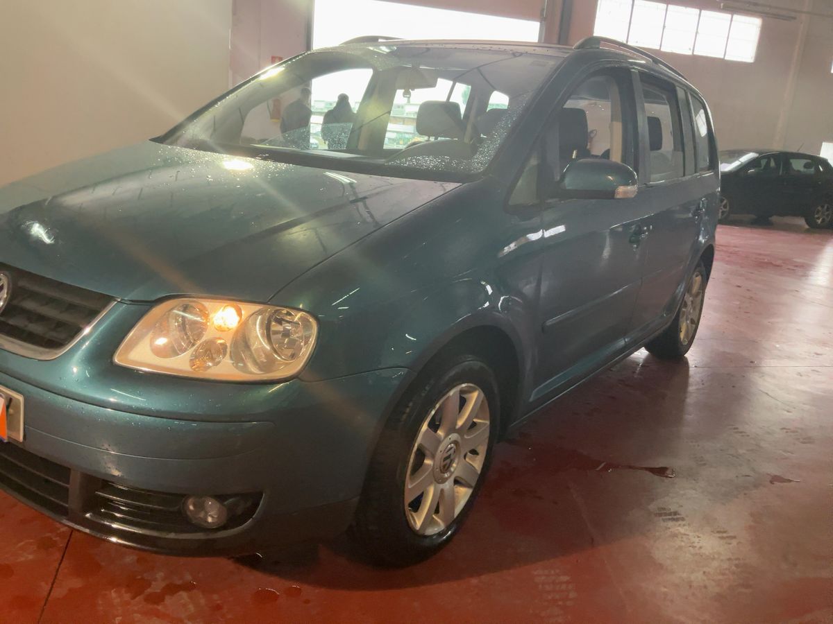 Lateral delantero izquierdo