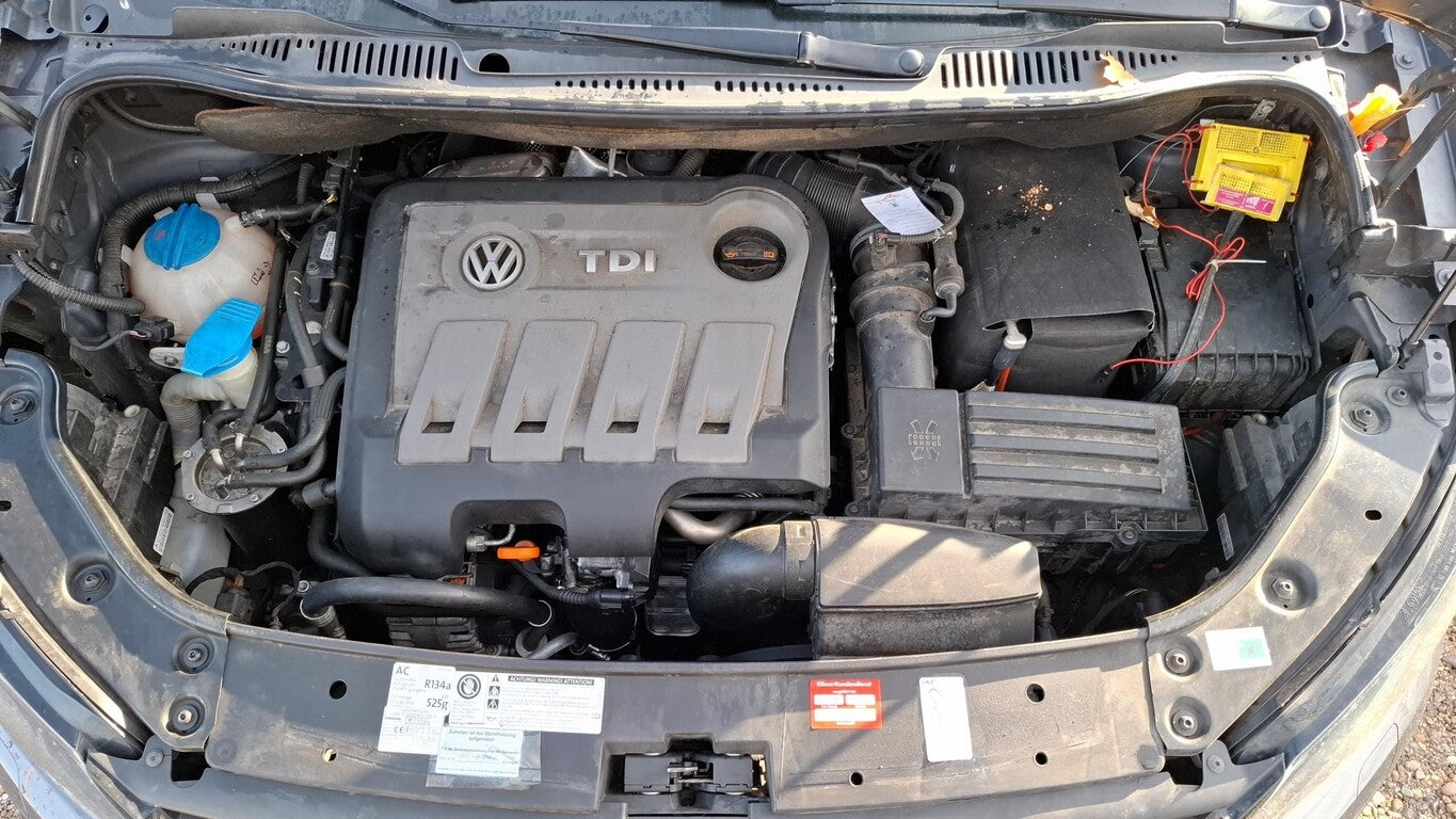 Volkswagen Touran 2.0 TDI Match LM Navi BiXen AHK RFK SHZ 147241869 11