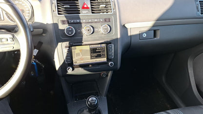 Volkswagen Touran 2.0 TDI Match LM Navi BiXen AHK RFK SHZ 147241869 8