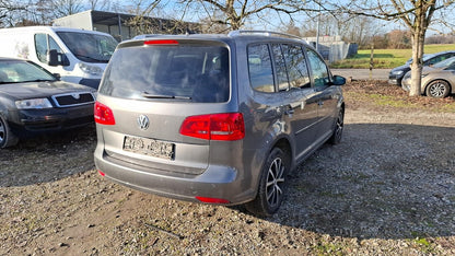 Volkswagen Touran 2.0 TDI Match LM Navi BiXen AHK RFK SHZ 147241869 2