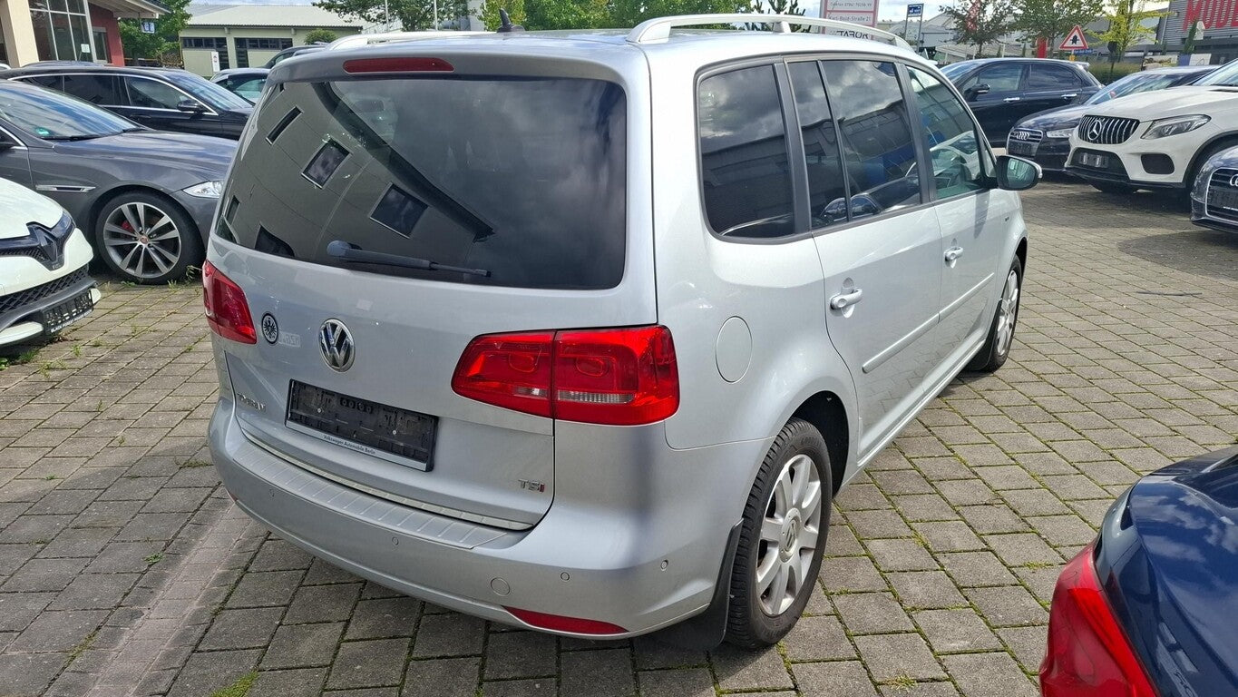 Volkswagen Touran 1.4 TSI DSG Life BiXenon RFK LM PDC Klima 136452112 2