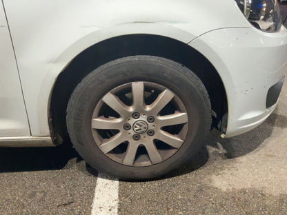 Neumático delantero derecho