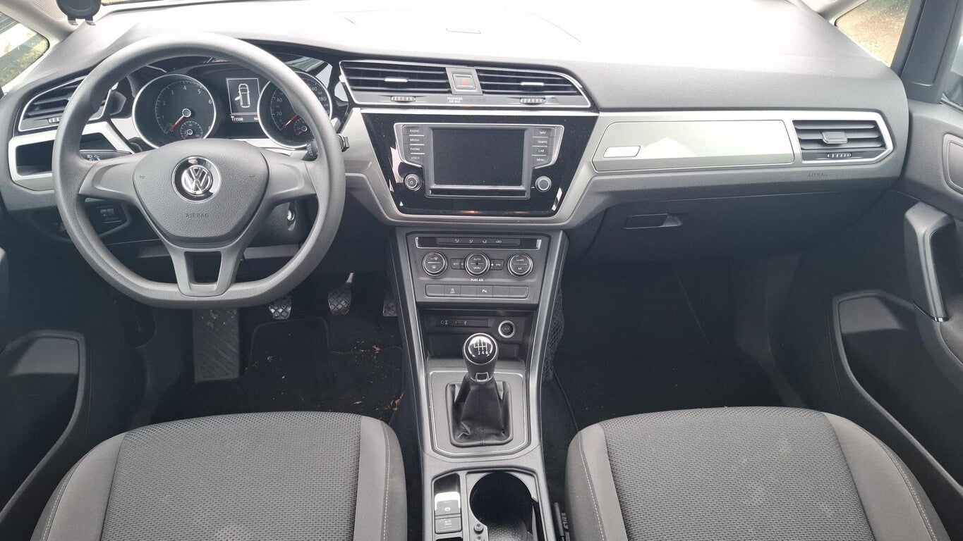 Volkswagen Touran 1.2 TSI 7S Navi AHK PDC Climatronic 152701875 4
