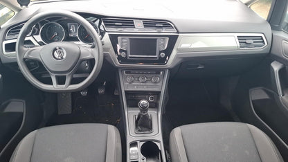 Volkswagen Touran 1.2 TSI 7S Navi AHK PDC Climatronic 152701875 4