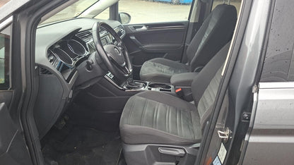 Volkswagen Touran 2.0 TDI Highline DSG AHK 7S NAV ACC RFK 144680169 8