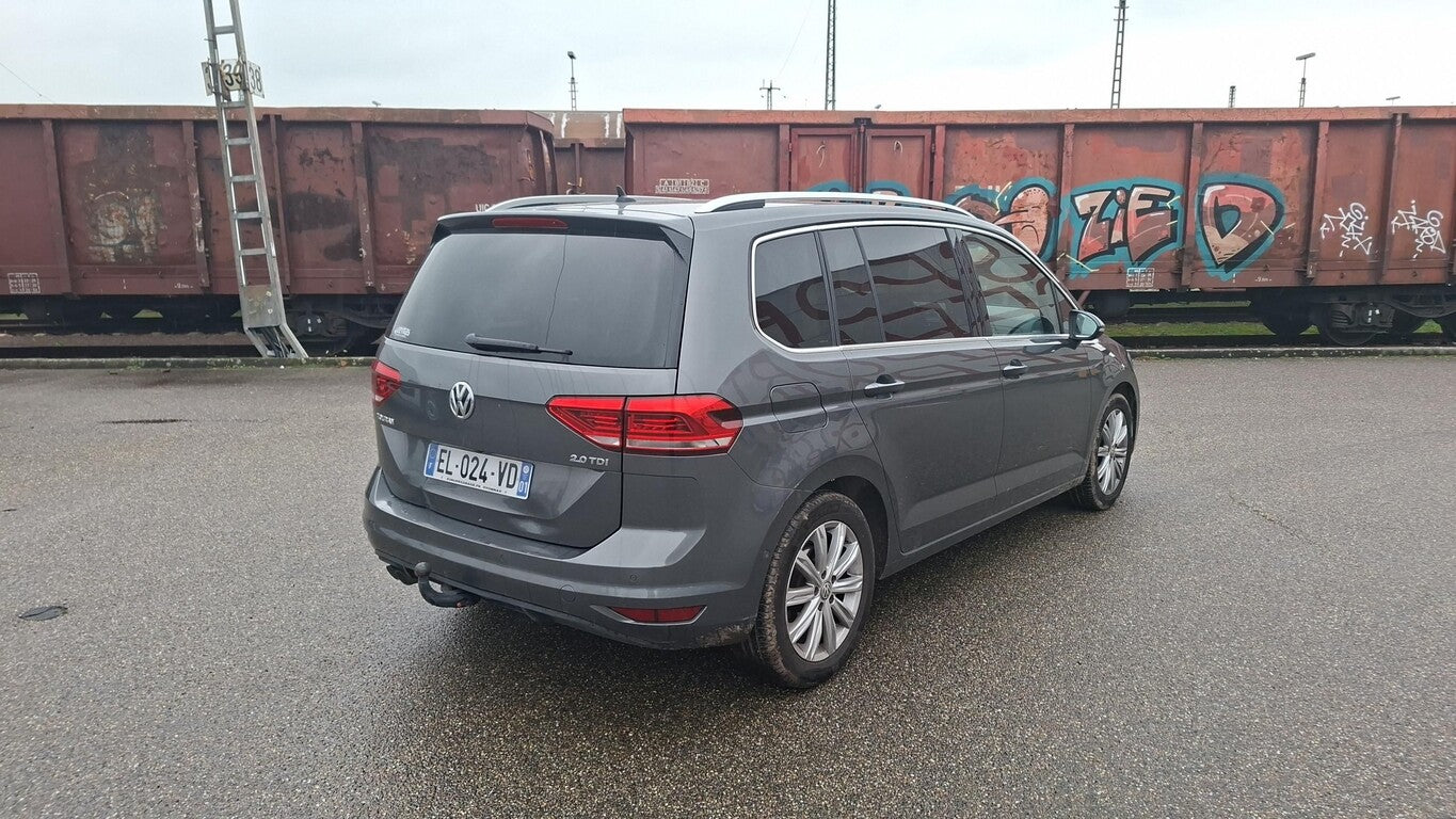 Volkswagen Touran 2.0 TDI Highline DSG AHK 7S NAV ACC RFK 144680169 2