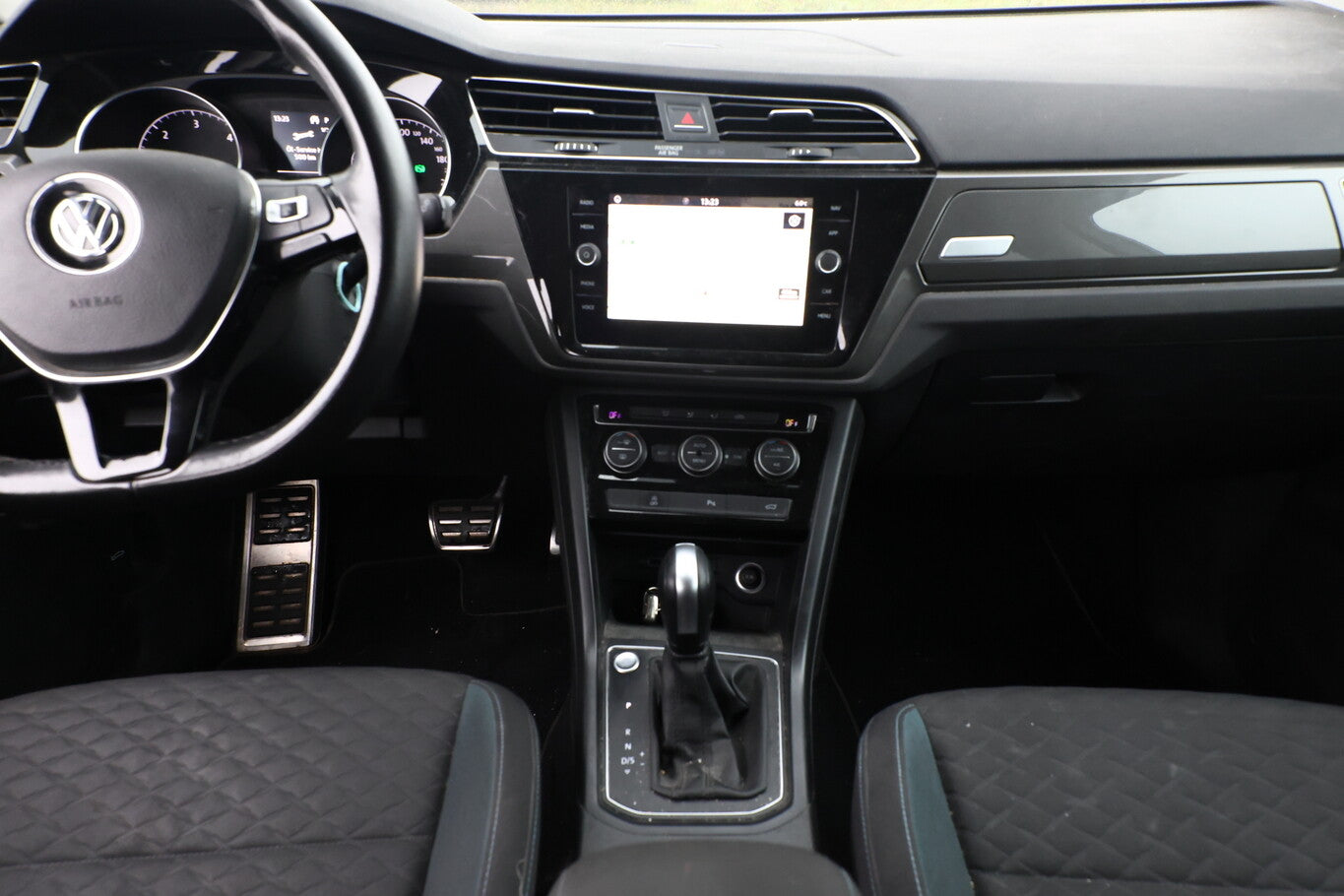 Volkswagen Touran 2.0 TDI 150 DSG IQ.DRIVE 7S Nav eHK Kam  140713731 7
