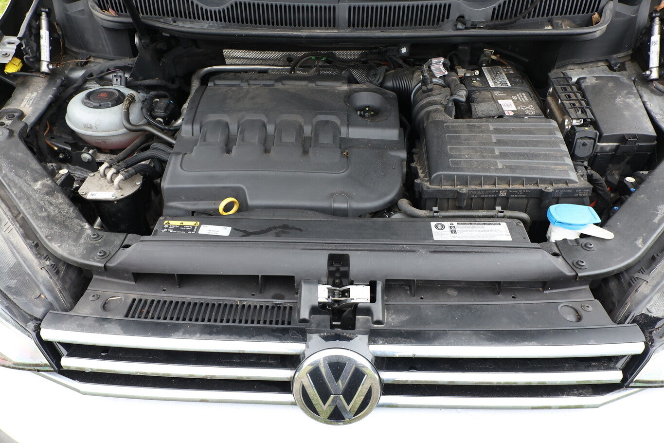 Volkswagen Touran 2.0 TDI 150 DSG IQ.DRIVE 7S Nav eHK Kam  140713731 10