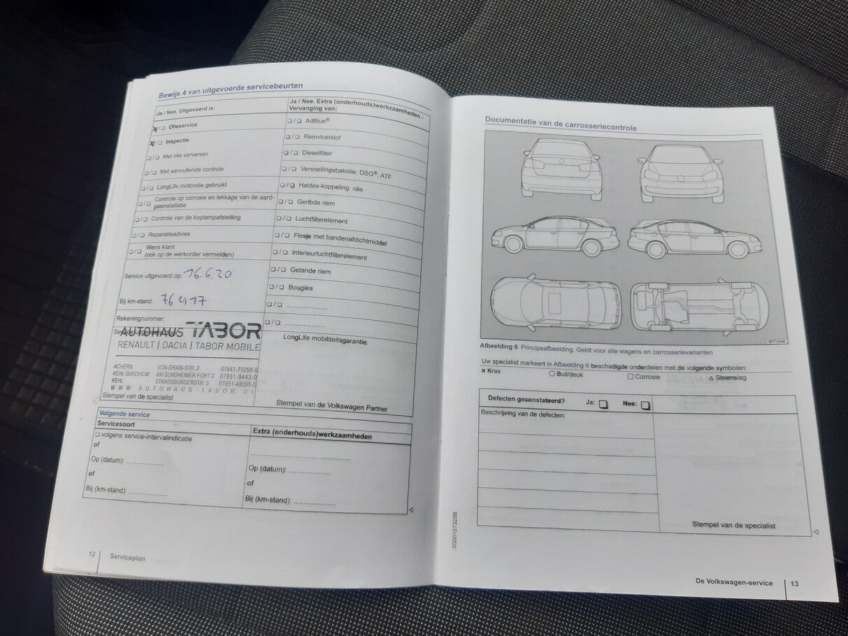 Volkswagen up! 1.0 Aut. move up! Climatic RCD 215 MP3 124948192 15