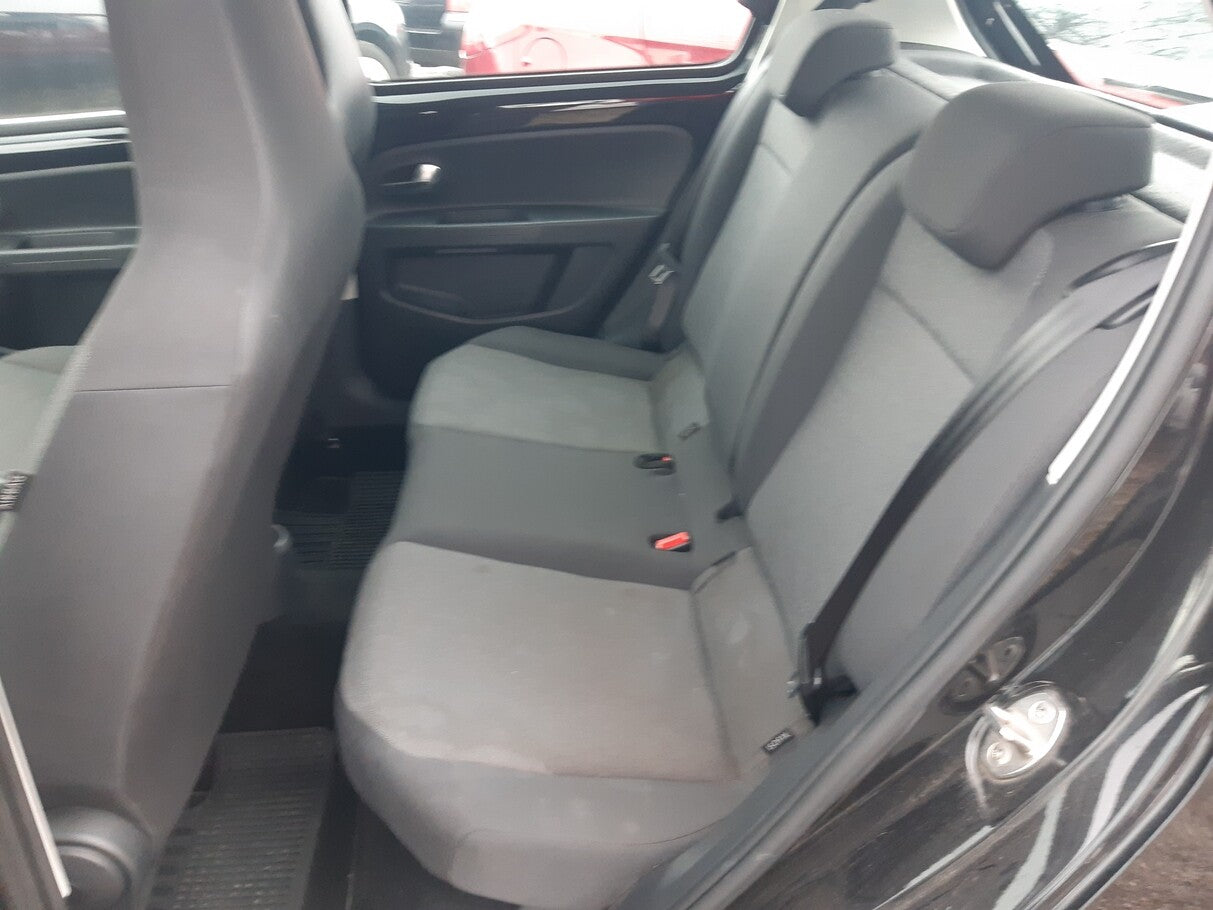 Volkswagen up! 1.0 Aut. move up! Climatic RCD 215 MP3 124948192 7