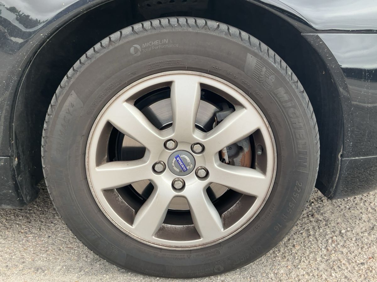Front right tire