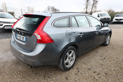 Volvo V60 T3 152 Geartronic Momentum Nav PDC LM16 114913004 2